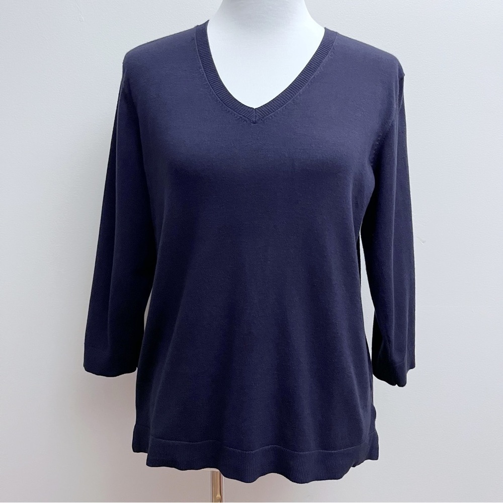 525 America Navy Blue V Neck three quarter allege ribbed hem popover sweater